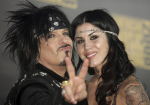 That's Nikki Sixx on the left...or maybe it's the right. I don't know, I can't tell them apart. 